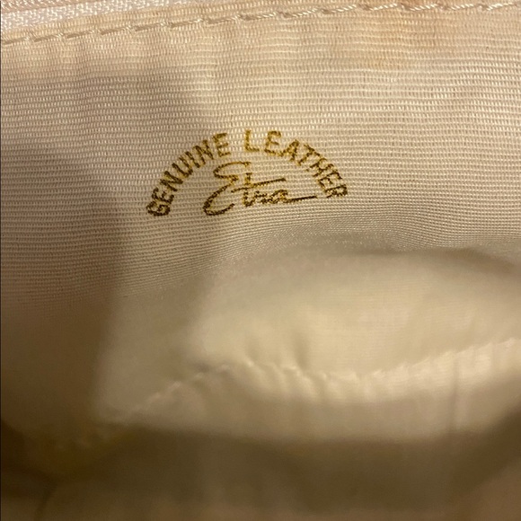 Soft Pink Women's Leather Top-Handle Bag, purse looks new except under flap - Picture 8 of 12